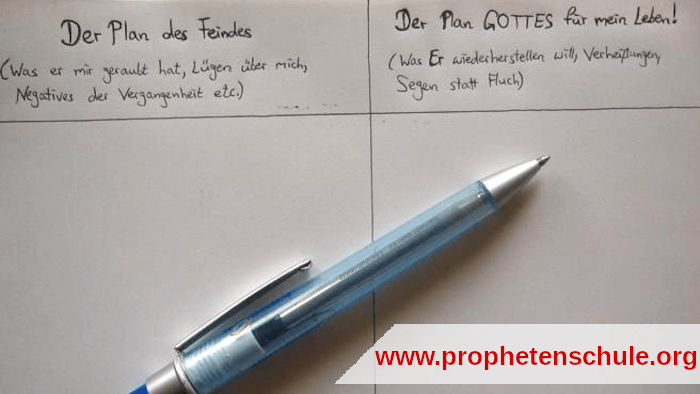 Bild mit Übungsblatt und Stift - Der Plan des Feindes vs. der Plan GOTTES für Dein Leben!